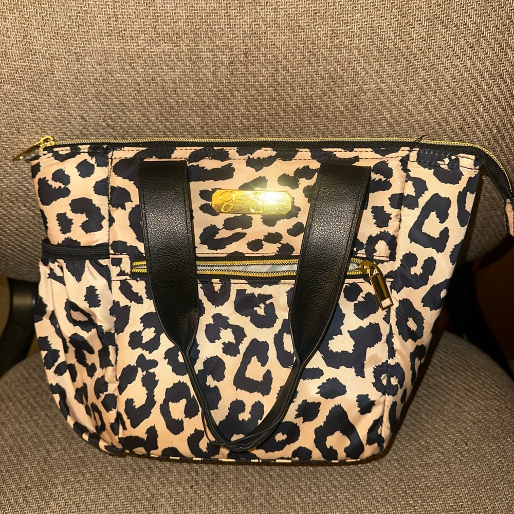 Jessica Simpson Leopard Print Lunch Bag/Tote